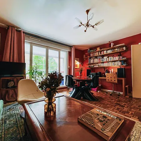 Flat In Apartment Noisy-le-Grand
